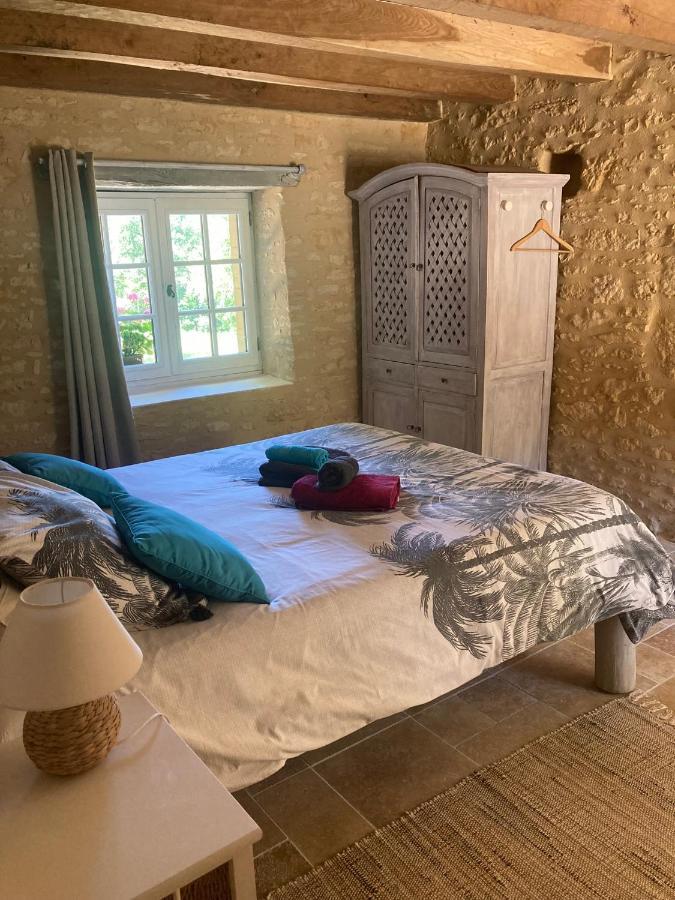 Logis Des 4 Fees Et Son Bain Nordique Βίλα Sainte-Nathalène Εξωτερικό φωτογραφία