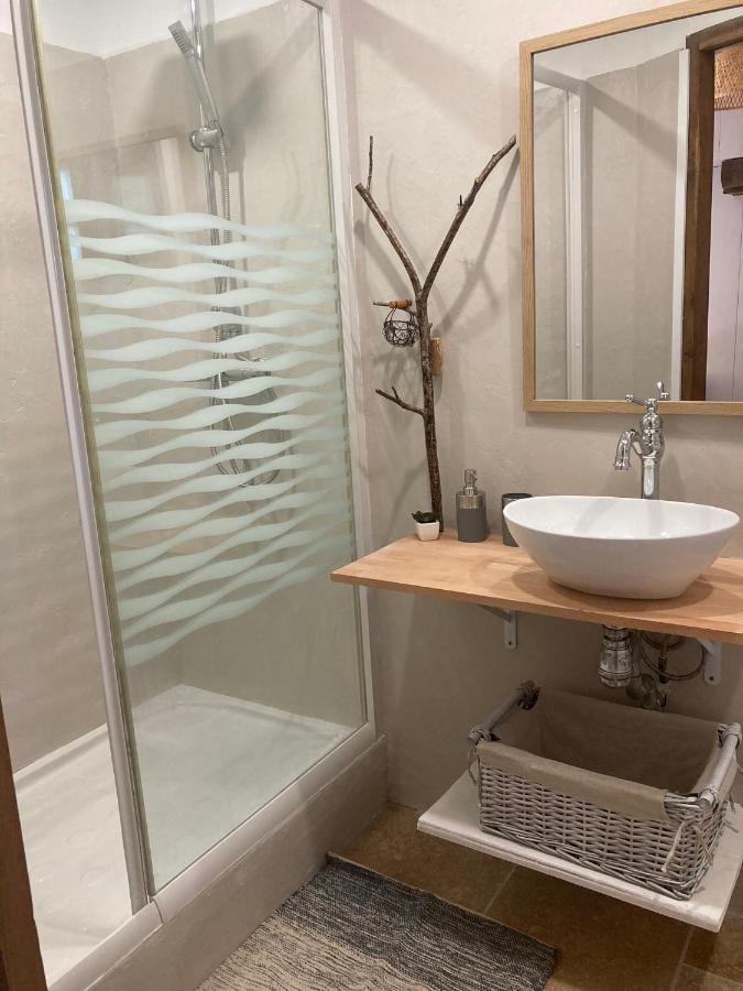 Logis Des 4 Fees Et Son Bain Nordique Βίλα Sainte-Nathalène Εξωτερικό φωτογραφία