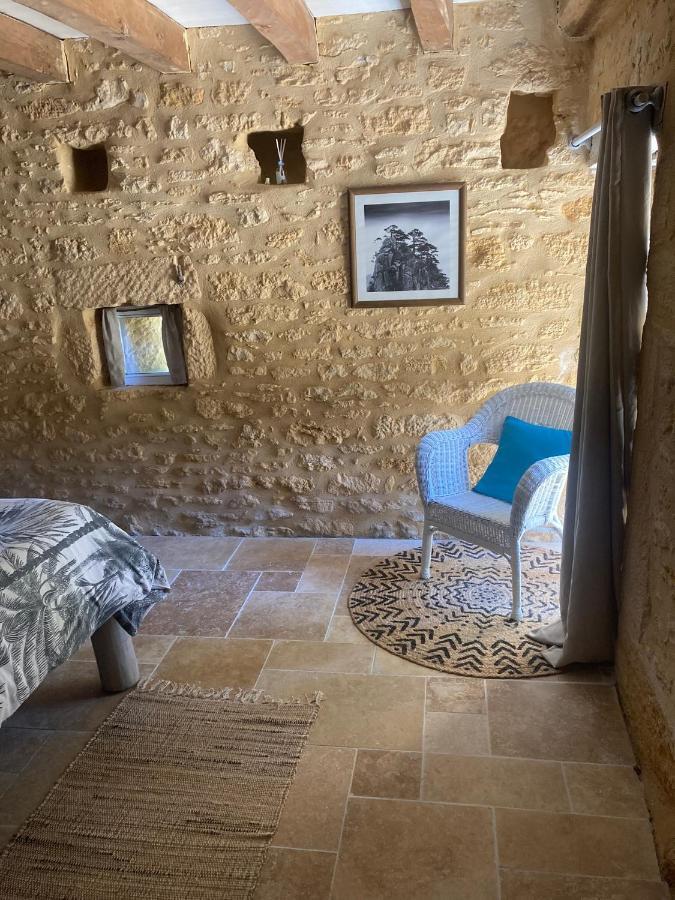 Logis Des 4 Fees Et Son Bain Nordique Βίλα Sainte-Nathalène Εξωτερικό φωτογραφία